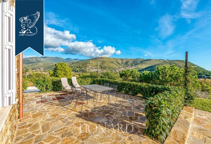 Image No.7-5 Bed Villa for sale