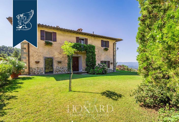 Image No.28-8 Bed Farmhouse for sale