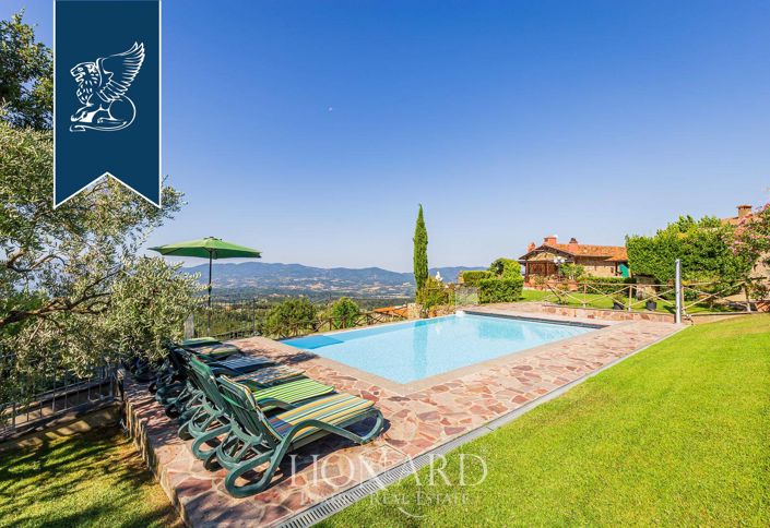 Image No.7-8 Bed Farmhouse for sale