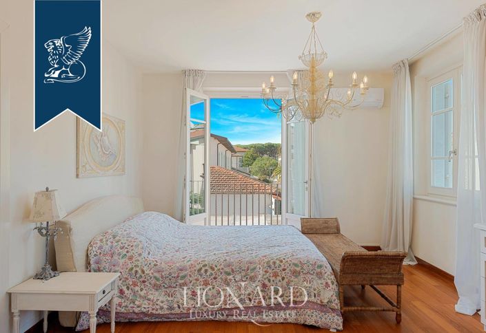 Image No.15-8 Bed Villa for sale