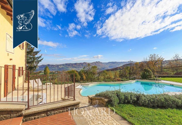 Image No.14-10 Bed Villa for sale