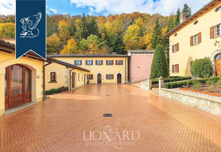 Image No.20-10 Bed Villa for sale