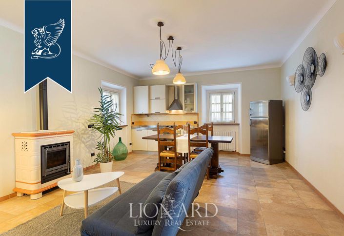 Image No.29-10 Bed Villa for sale