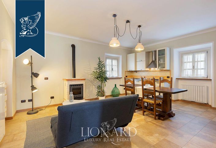 Image No.30-10 Bed Villa for sale