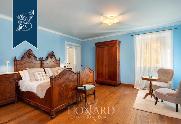 Image No.41-10 Bed Villa for sale