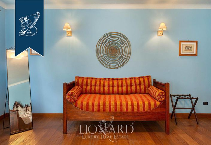 Image No.44-10 Bed Villa for sale