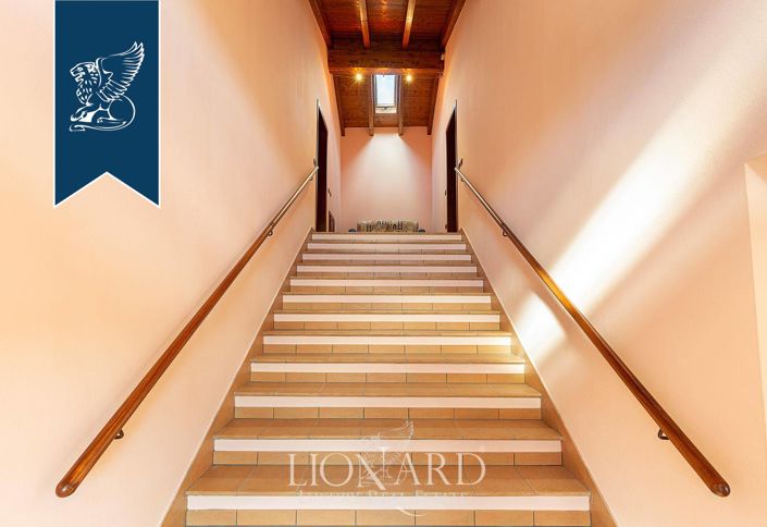 Image No.47-10 Bed Villa for sale