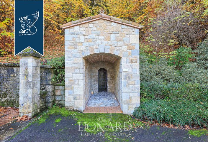 Image No.63-10 Bed Villa for sale