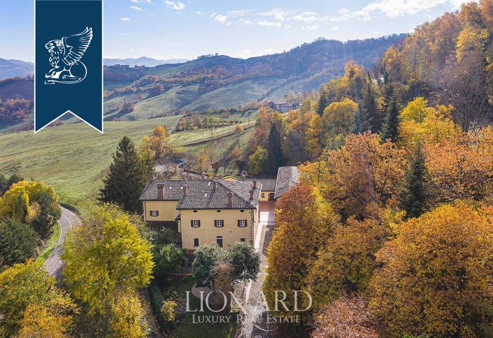 Image No.64-10 Bed Villa for sale