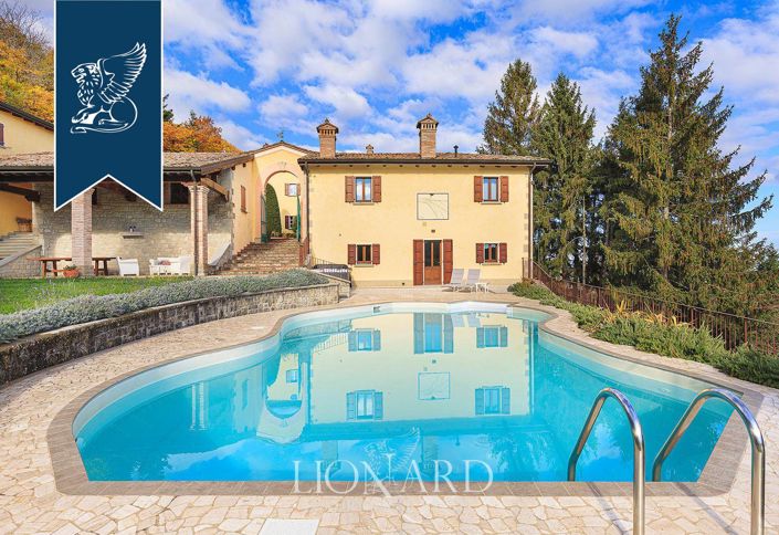 Image No.8-10 Bed Villa for sale