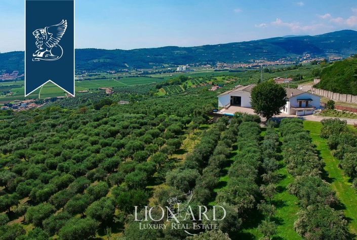 Image No.11-6 Bed Villa for sale