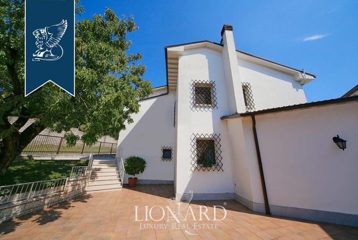 Image No.22-6 Bed Villa for sale