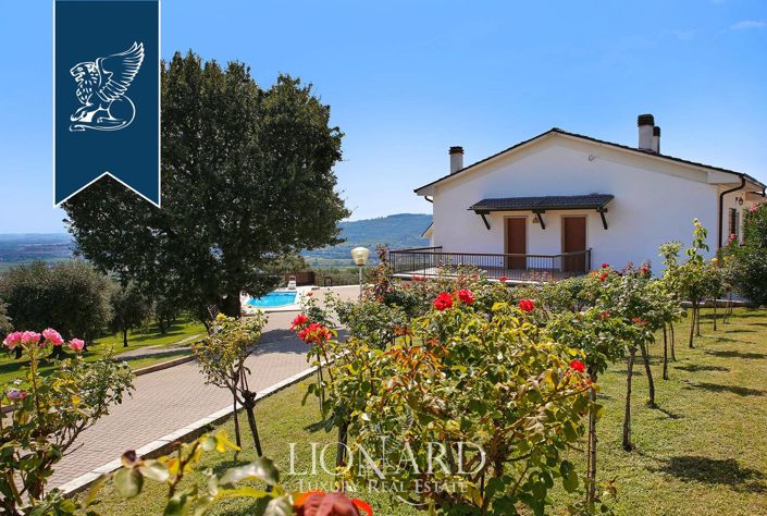 Image No.26-6 Bed Villa for sale