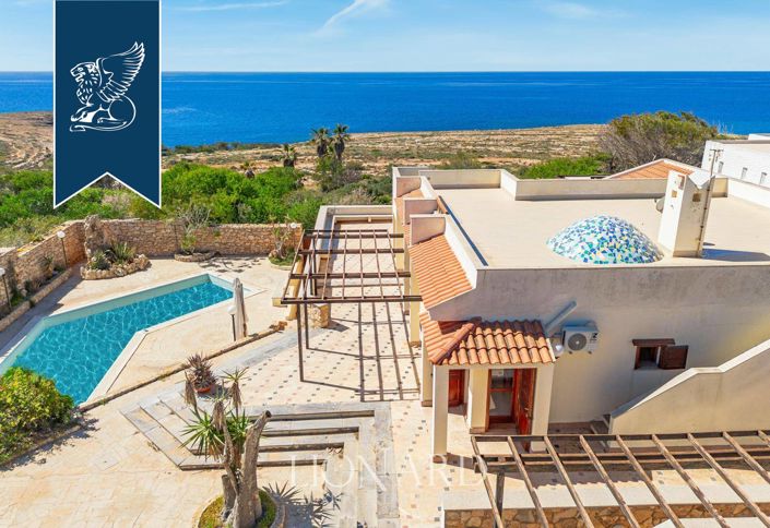 Image No.1-6 Bed Villa for sale