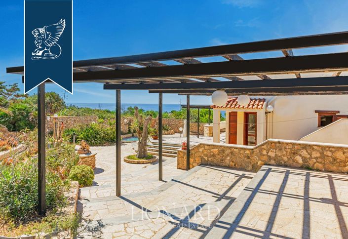 Image No.11-6 Bed Villa for sale