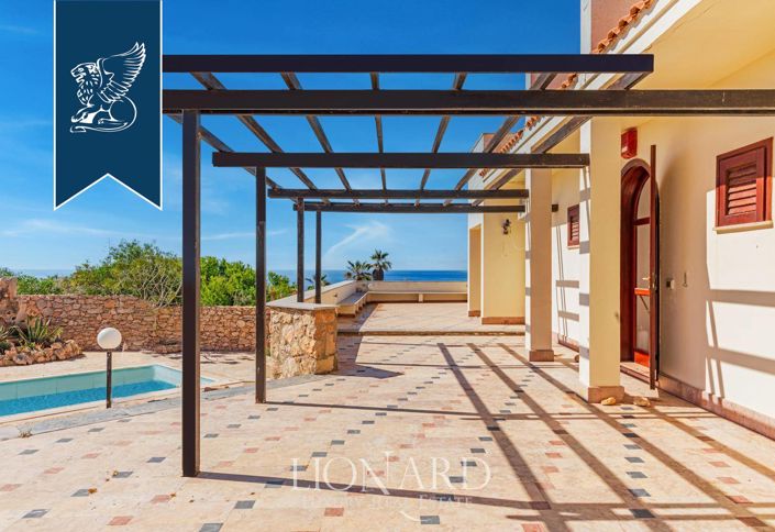 Image No.12-6 Bed Villa for sale