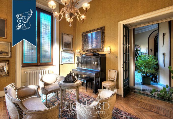 Image No.20-2 Bed Villa for sale