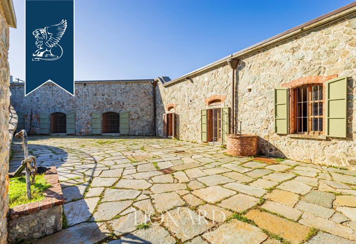 Image No.8-Propriété de 5 chambres à vendre à Savona