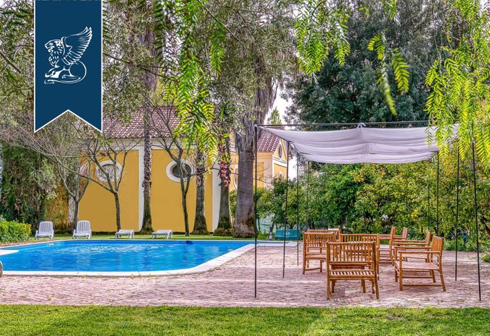 Image No.11-20 Bed Farmhouse for sale