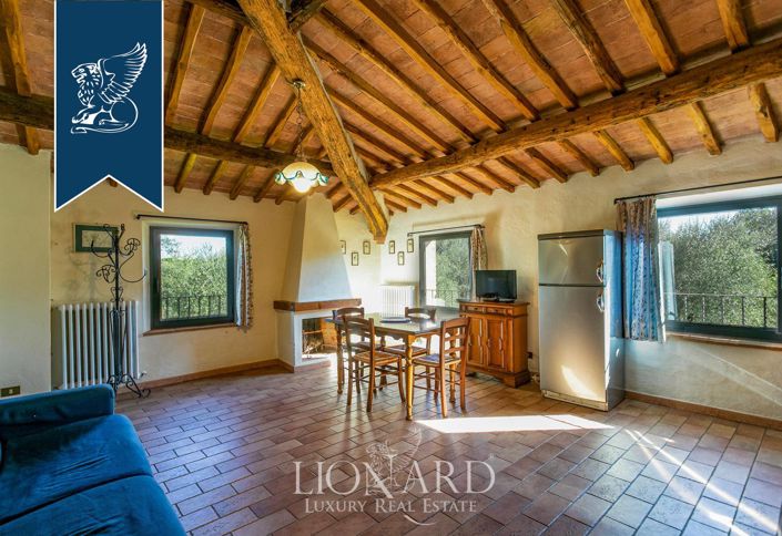 Image No.28-7 Bed Farmhouse for sale