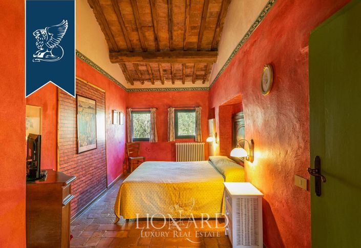 Image No.35-7 Bed Farmhouse for sale