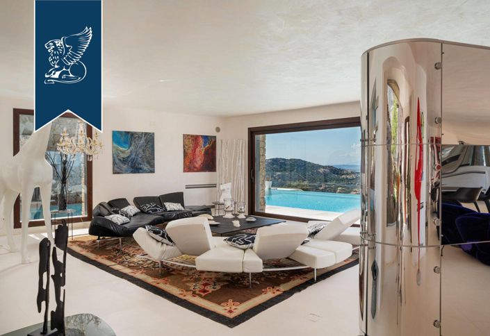 Image No.30-14 Bed Villa for sale