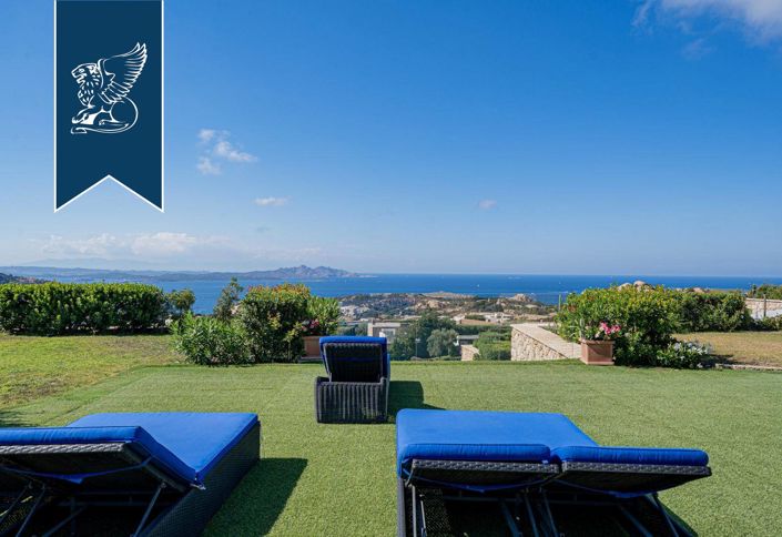 Image No.53-14 Bed Villa for sale