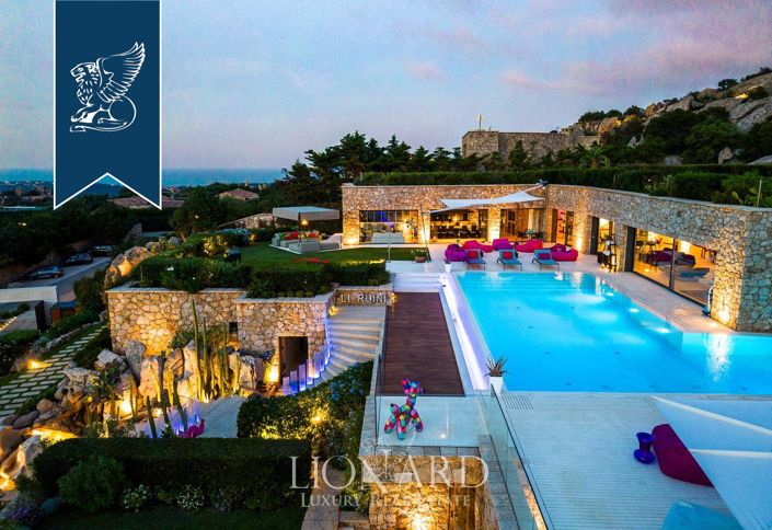 Image No.68-14 Bed Villa for sale