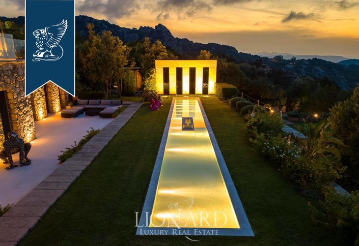 Image No.74-14 Bed Villa for sale