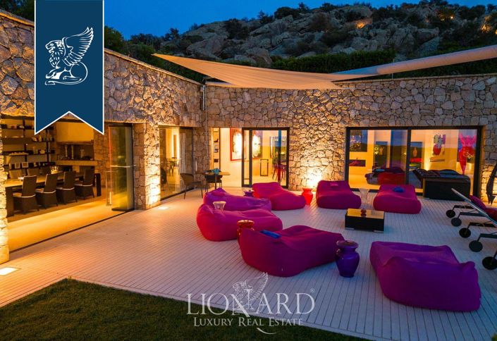 Image No.76-14 Bed Villa for sale