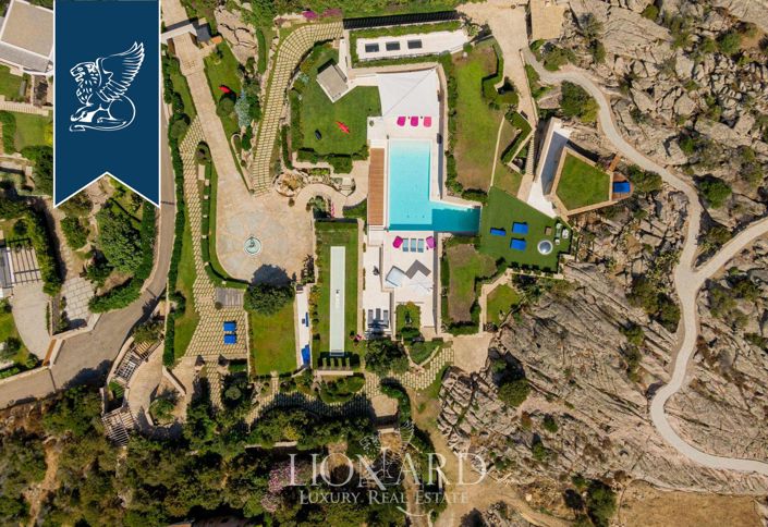 Image No.8-14 Bed Villa for sale