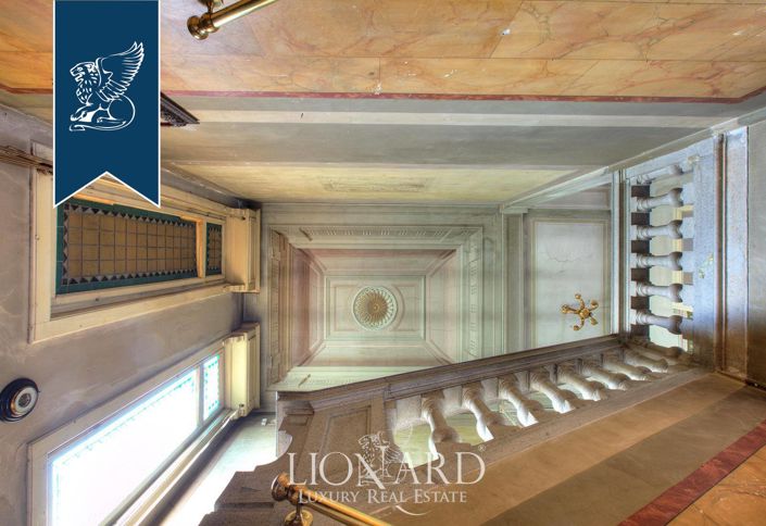 Image No.10-4 Bed Villa for sale