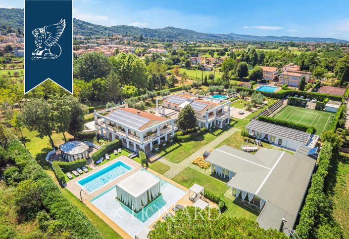 Image No.2-Un hôtel de 10 chambres à vendre à Arezzo