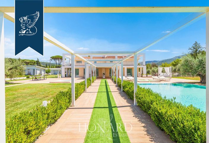 Image No.4-Un hôtel de 10 chambres à vendre à Arezzo