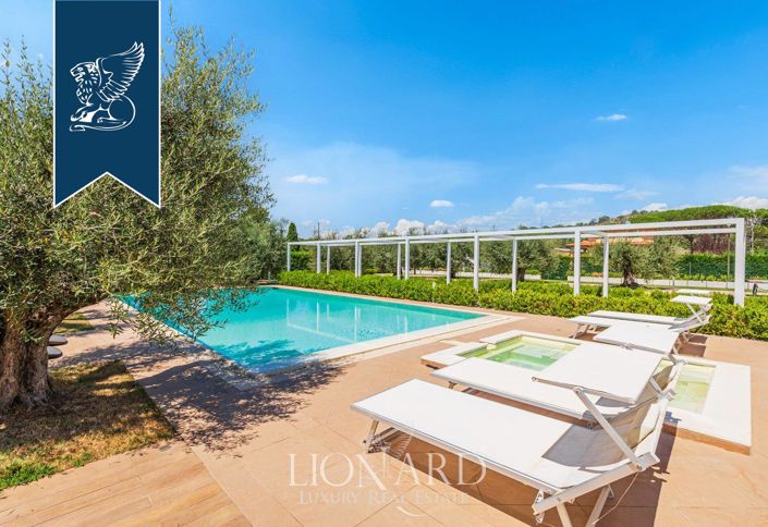 Image No.8-Un hôtel de 10 chambres à vendre à Arezzo