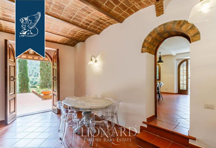 Image No.17-Villa de 6 chambres à vendre à Suvereto