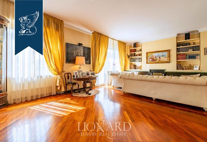 Image No.11-3 Bed Apartment for sale