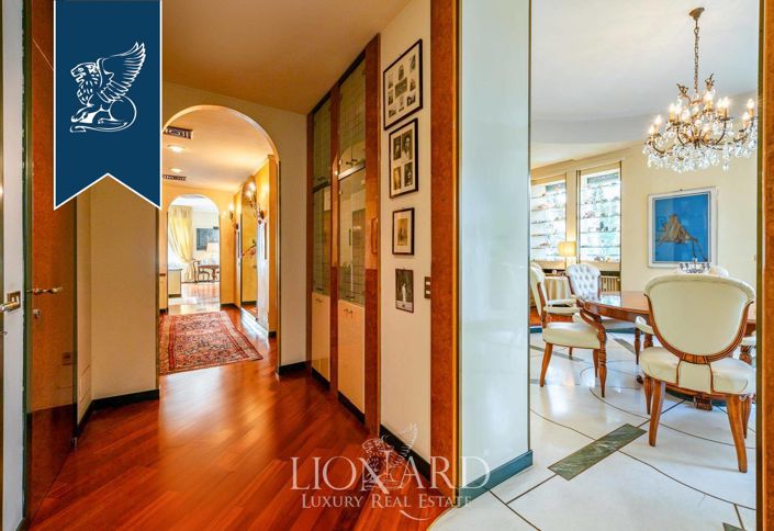 Image No.20-3 Bed Apartment for sale