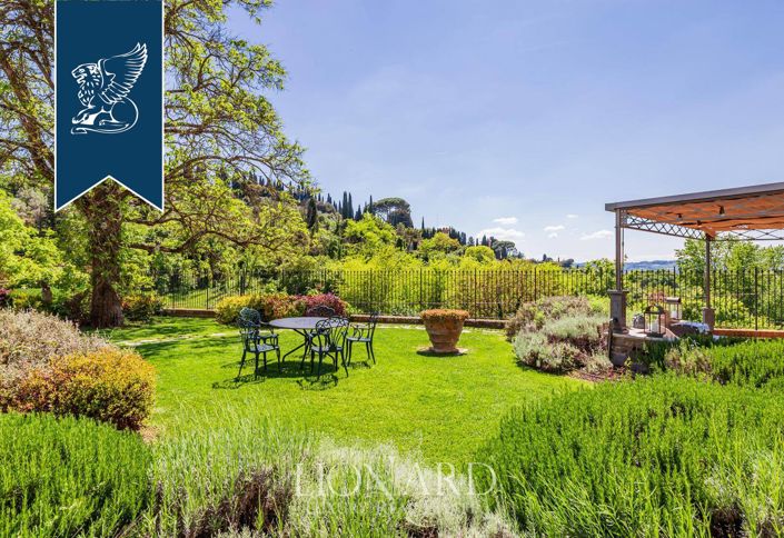 Image No.10-5 Bed Villa for sale