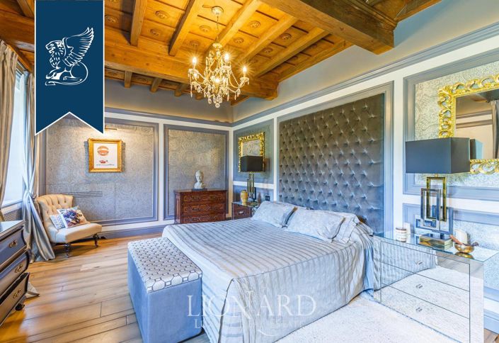 Image No.27-5 Bed Villa for sale