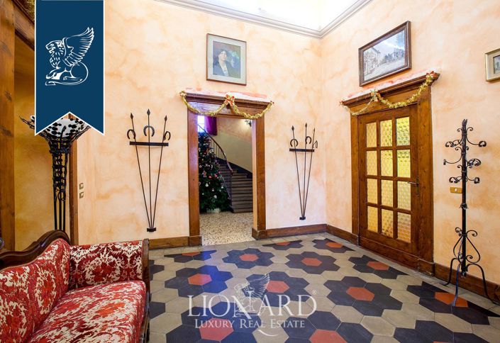 Image No.11-1 Bed Farmhouse for sale