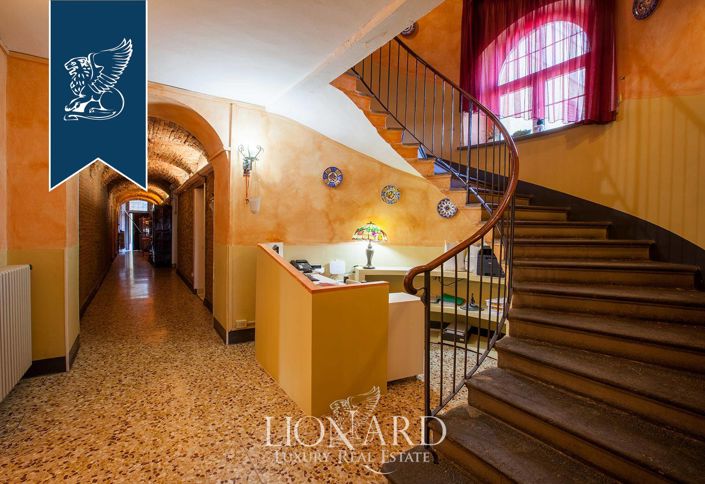 Image No.12-1 Bed Farmhouse for sale