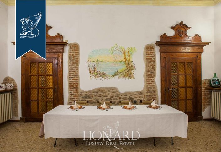 Image No.21-1 Bed Farmhouse for sale