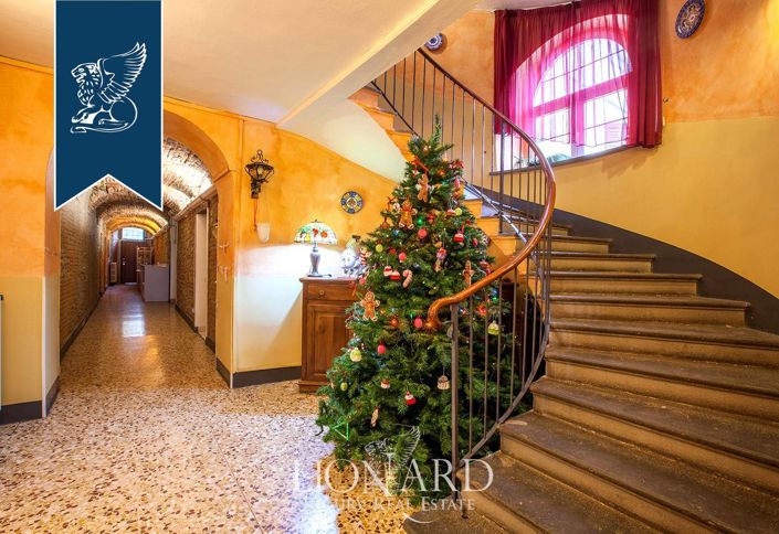 Image No.9-1 Bed Farmhouse for sale