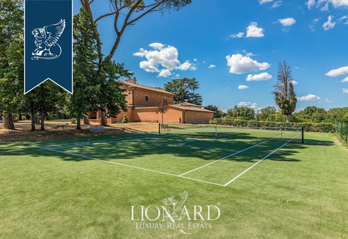 Image No.25-15 Bed Villa for sale