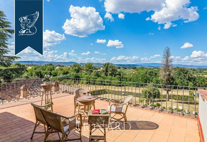 Image No.54-15 Bed Villa for sale