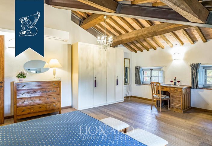 Image No.62-15 Bed Villa for sale