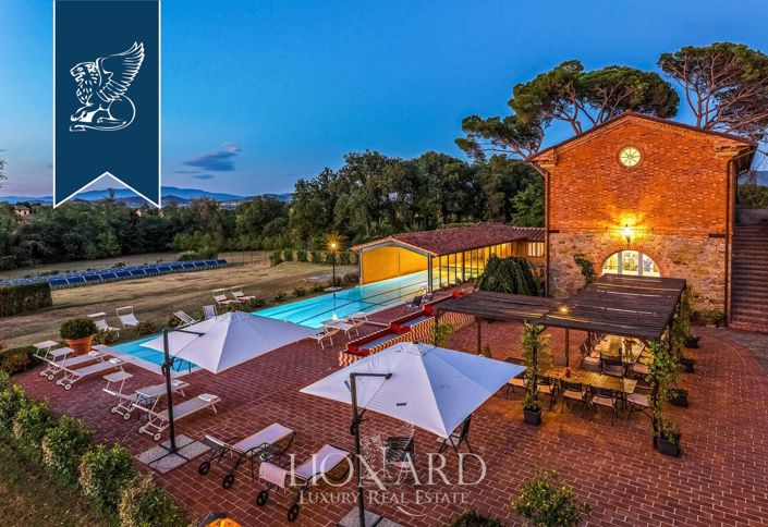 Image No.68-15 Bed Villa for sale