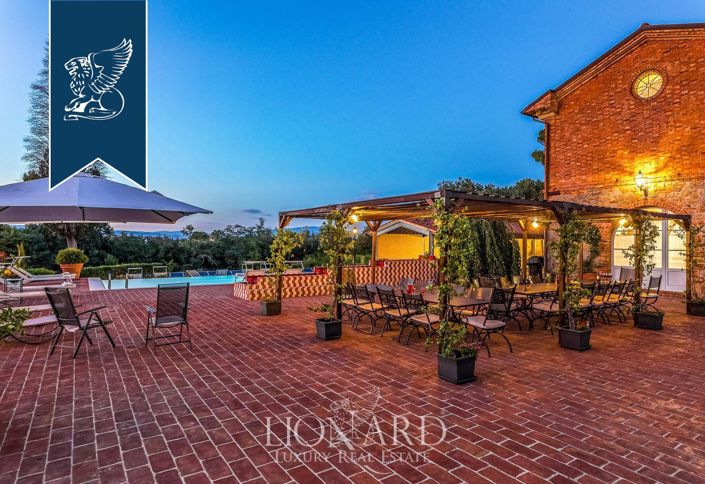 Image No.69-15 Bed Villa for sale