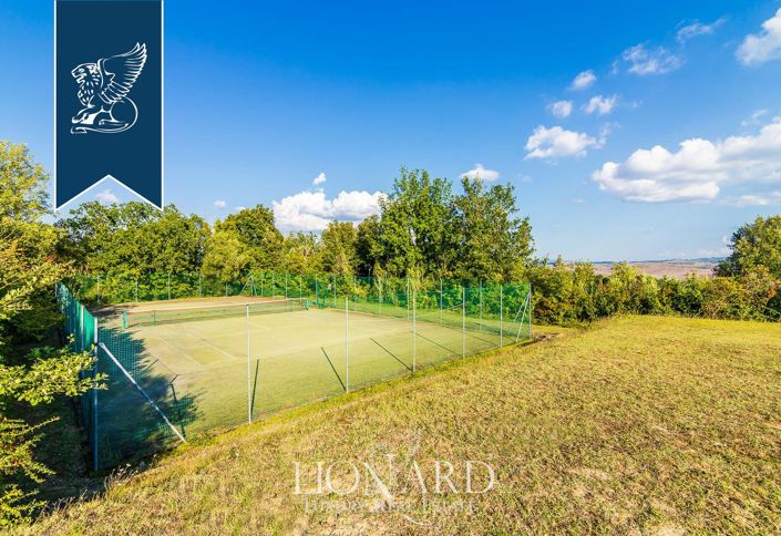 Image No.22-9 Bed Country House for sale